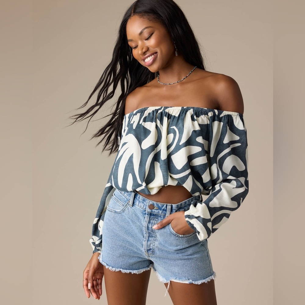O’NEILL KEYARA BEACH HUT GEO OFF-THE-SHOULDER TOP